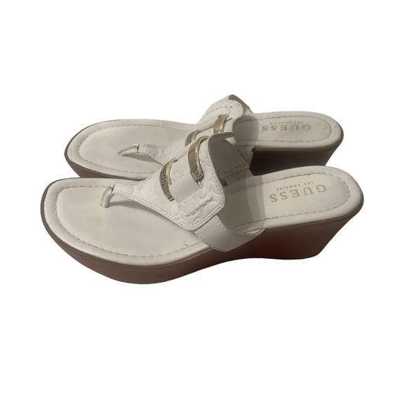 Guess Womens White Thong Wedge sandals Size 8M - Picture 2 of 5